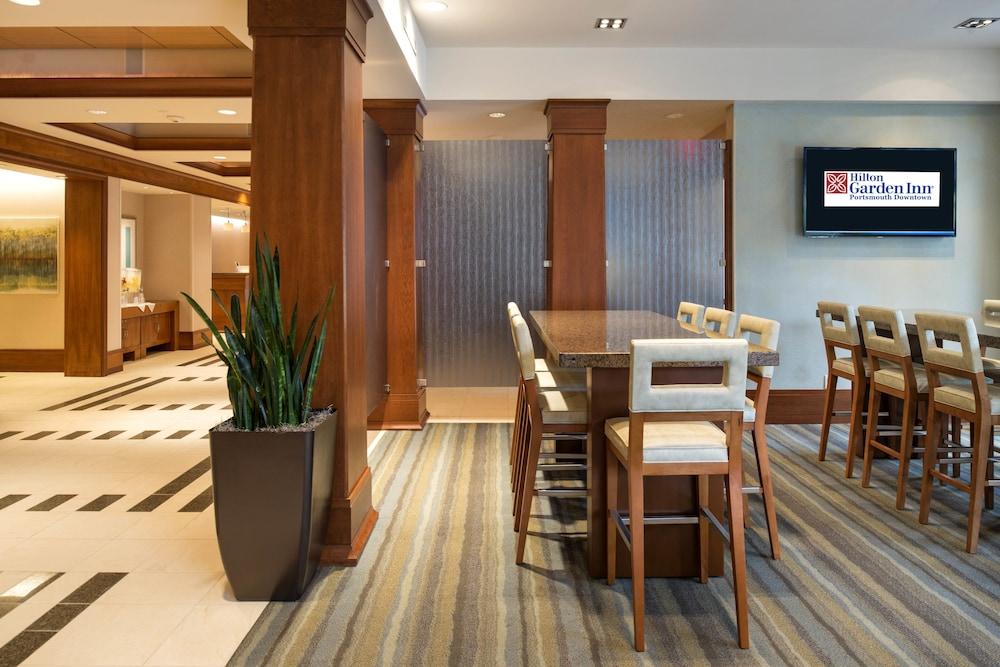 Hilton Garden Inn Portsmouth Downtown Exterior foto